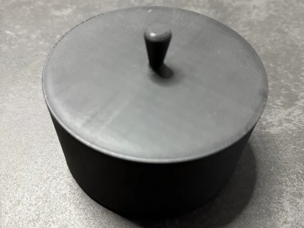 Boîte ronde 100x50 mm avec couvercle