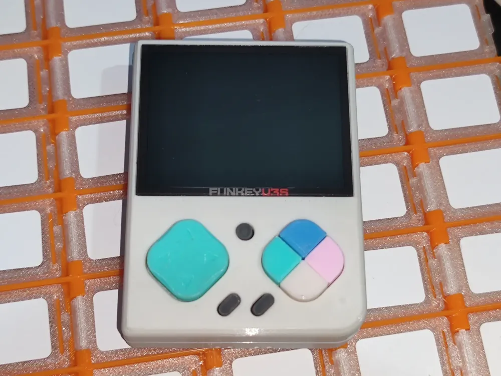 V3S Funkey handheld console 3D-printed case Open-source handheld GBA ...