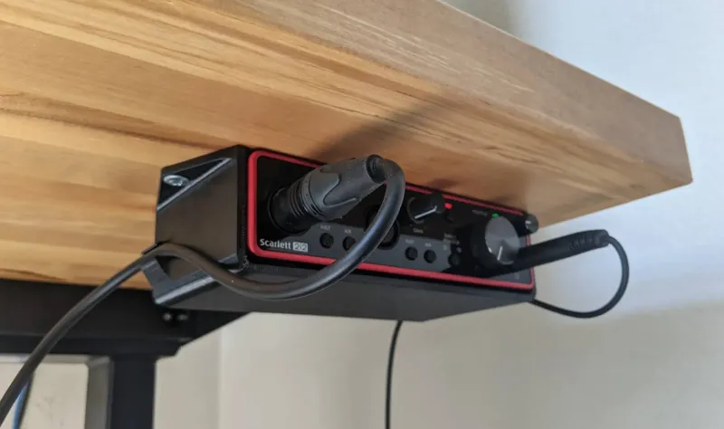 Focusrite Scarlett 2i2 Under Desk Mount