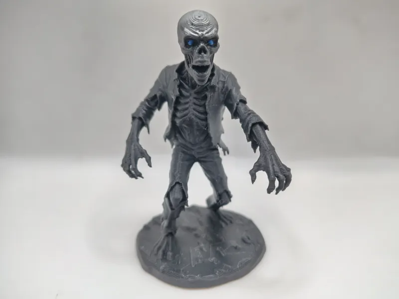 Terrifying Zombie-Halloween Horror Decoration