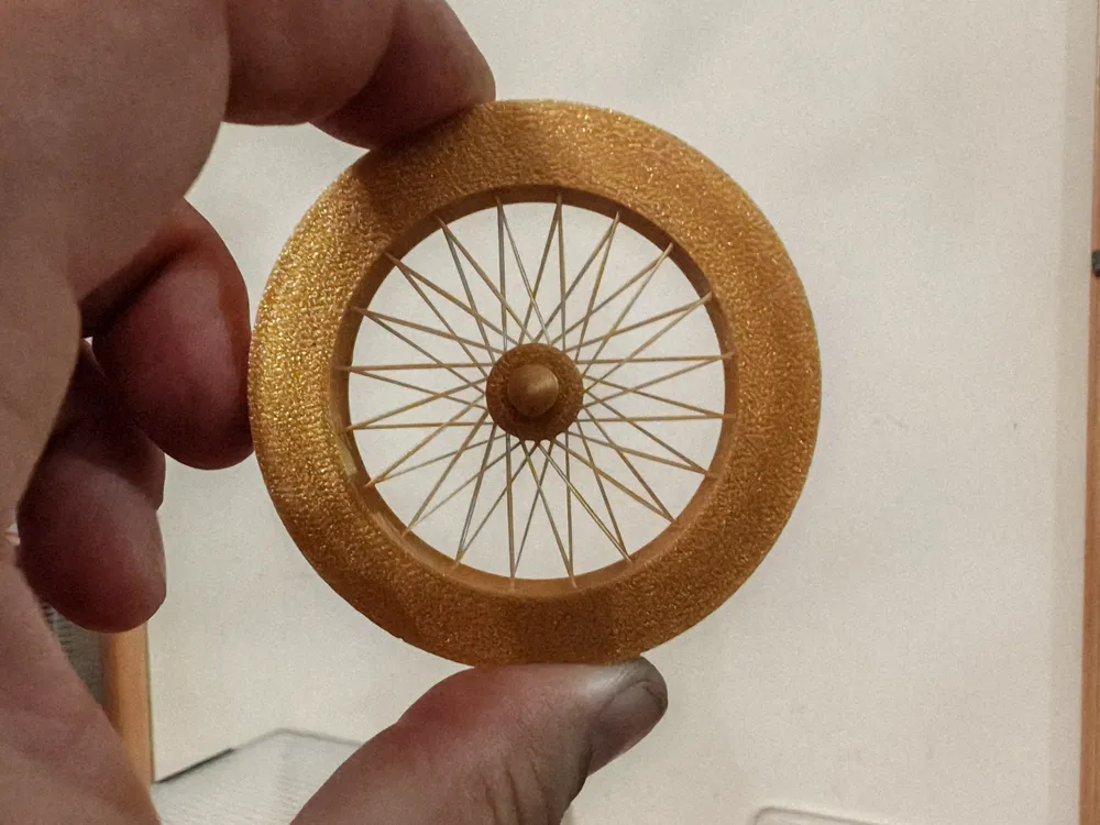 Spinning top by MotomaniakMT MakerWorld