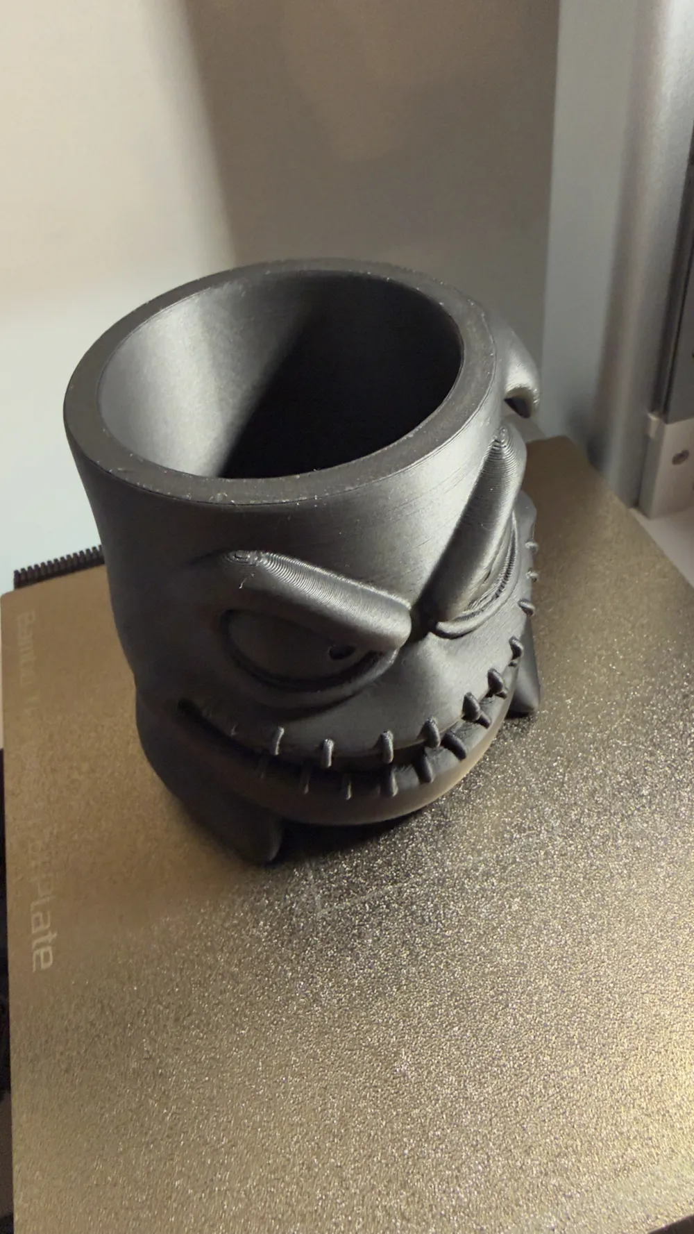 Special Design Decorative Flower Pot and Pen Holder Decorating a Scary Face Collectible