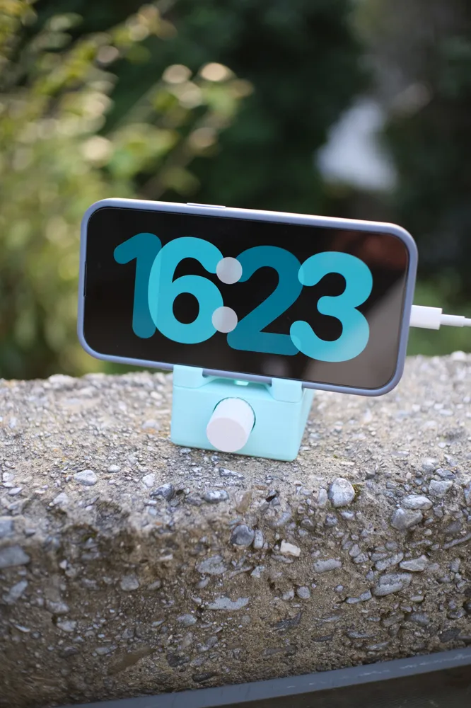Adjustable Phone Stand with Mechanical Design - Free 3D Print Model ...