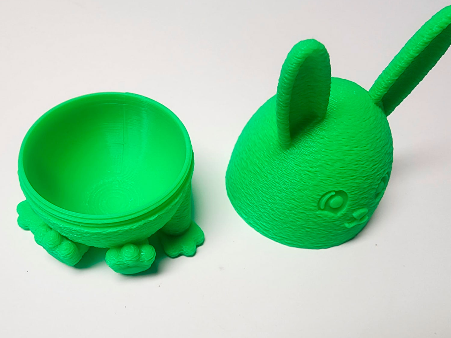 3Dプリント イースターバニー エッグ キンダーホルダー＆サプライズ