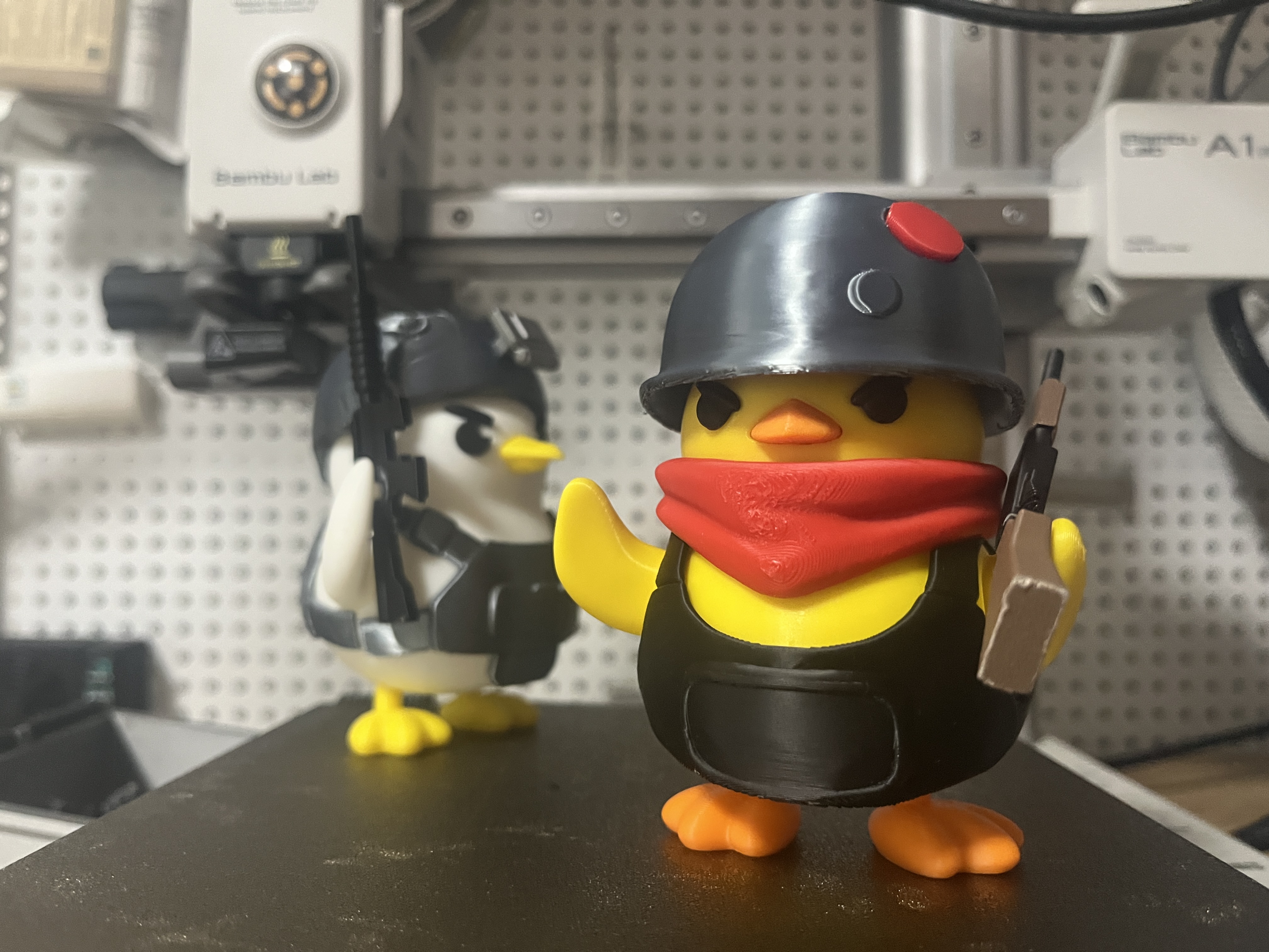 Miniatura 1 do modelo 3D 《三角洲行动》阿萨拉小鸡、哈夫鸽士兵  
