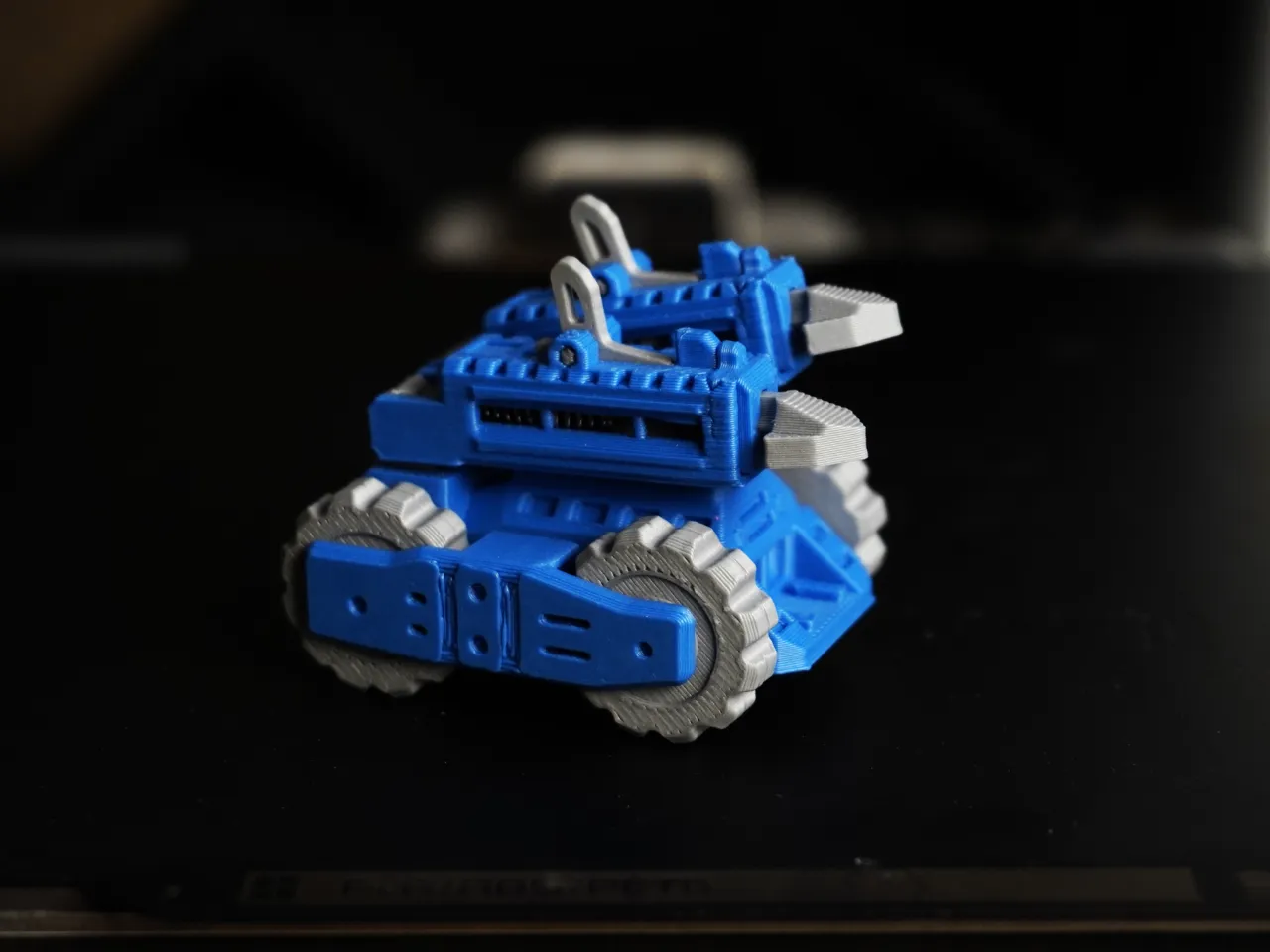 Spear Launcher Tank - Model Kit view 2