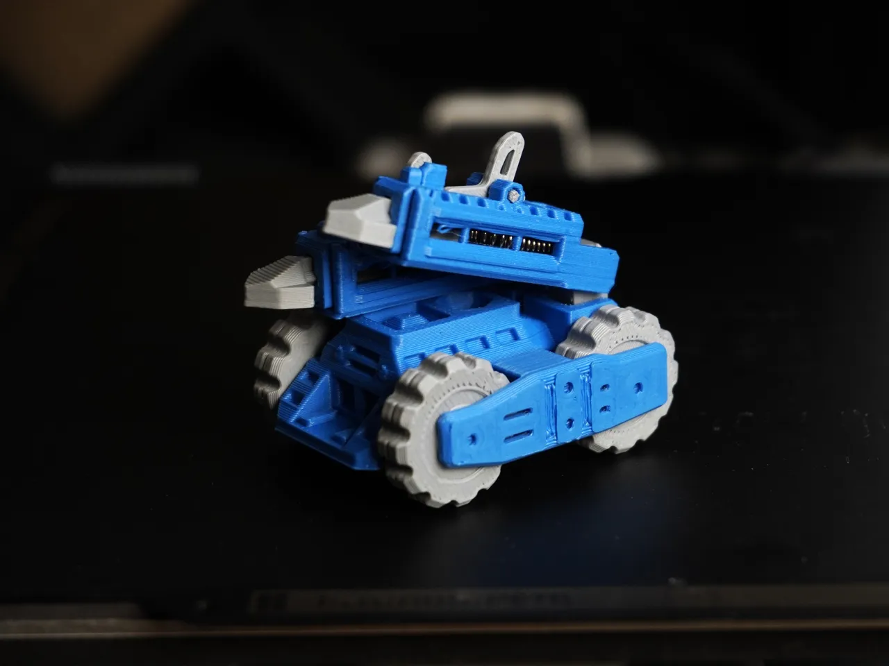 Spear Launcher Tank - Model Kit view 3