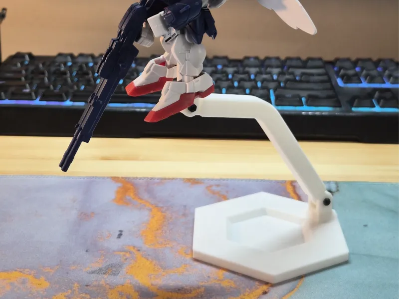 V2 GUNDAM SD STAND