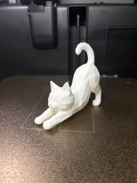 Tapa o cubierta: Low Poly Stretching Cat – Cute Cat Decor — vista de referencia 3