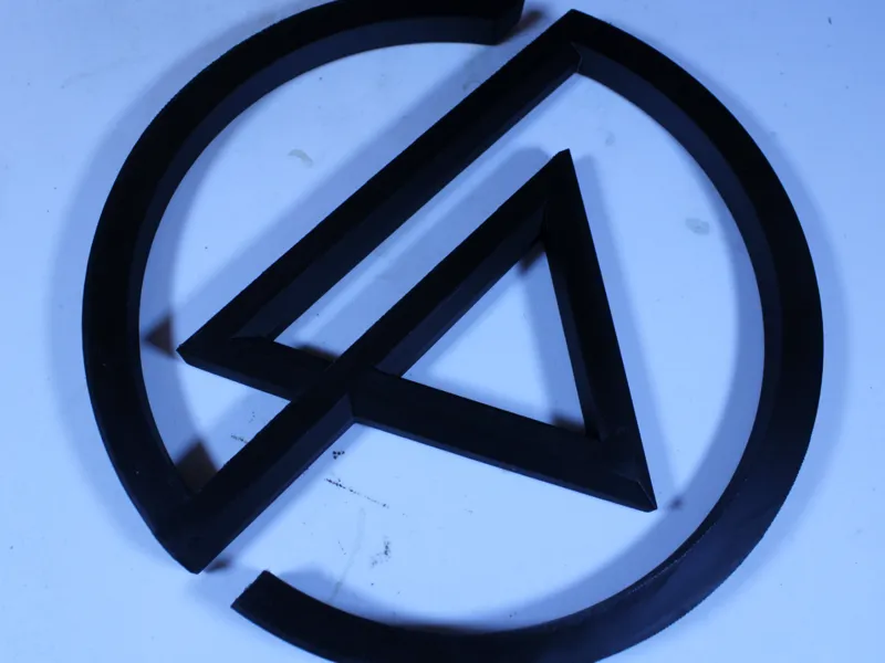 Linkin Park Logo Wall Art (Round Border)
