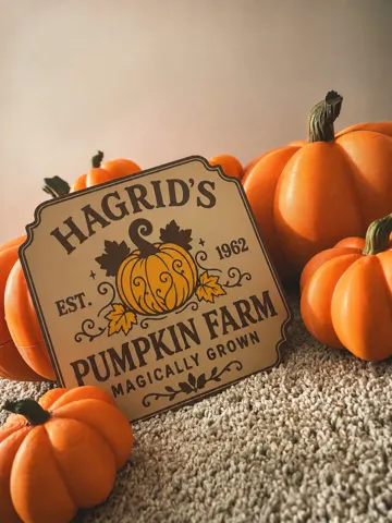Adorno temático: Hagrid’s Pumpkin Farm Sign — vista de referencia 2