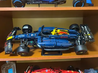Technic RB20 F1 stand (42206)