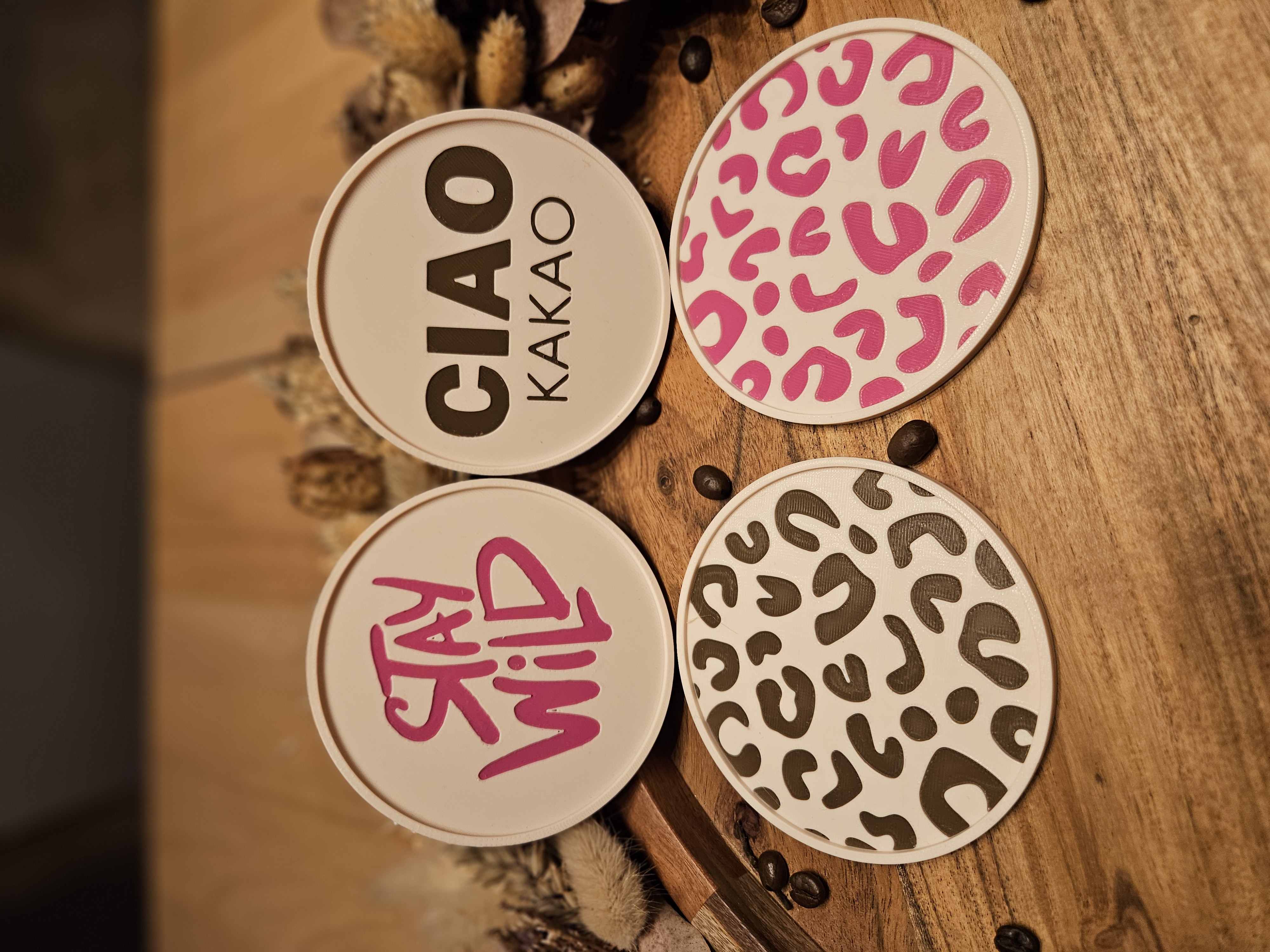 Miniatura 4 do modelo 3D Modern Coaster Set