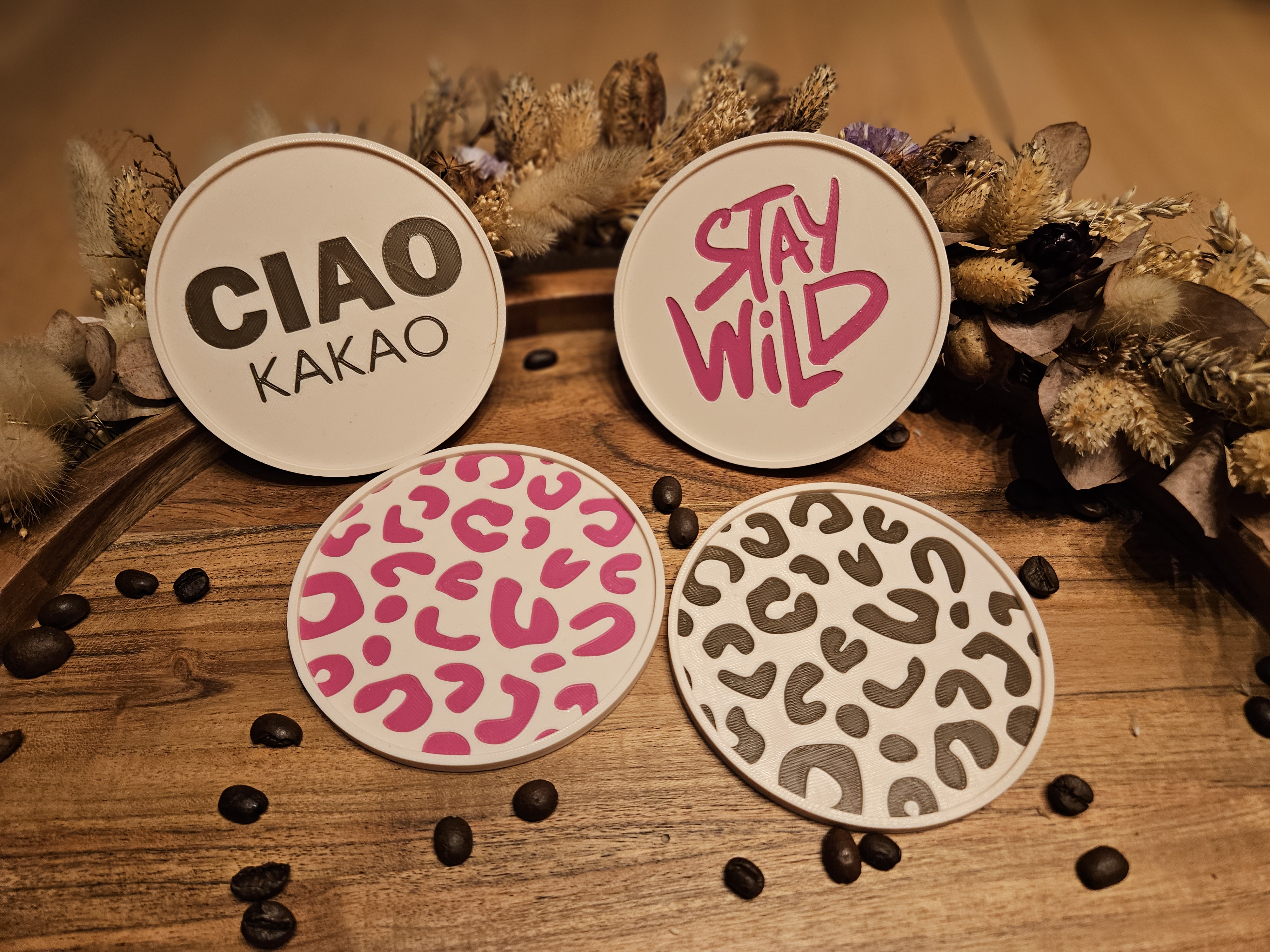 Miniatura 2 do modelo 3D Modern Coaster Set