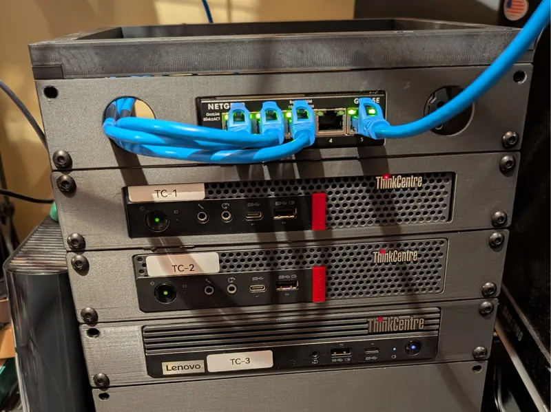 DRack v3 10" enhanced computer rack
