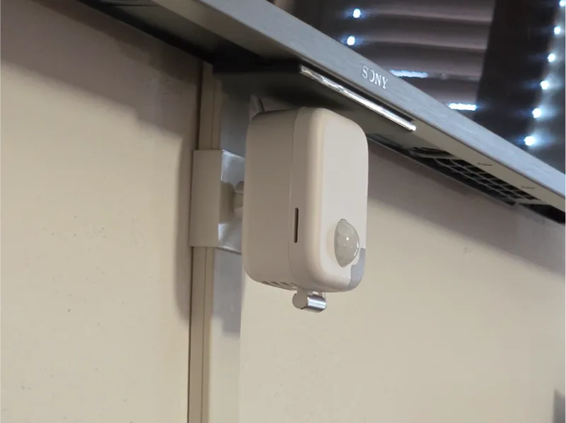 EP One/Pro/Lite Snap-Fit Trunking Mount (30x10)