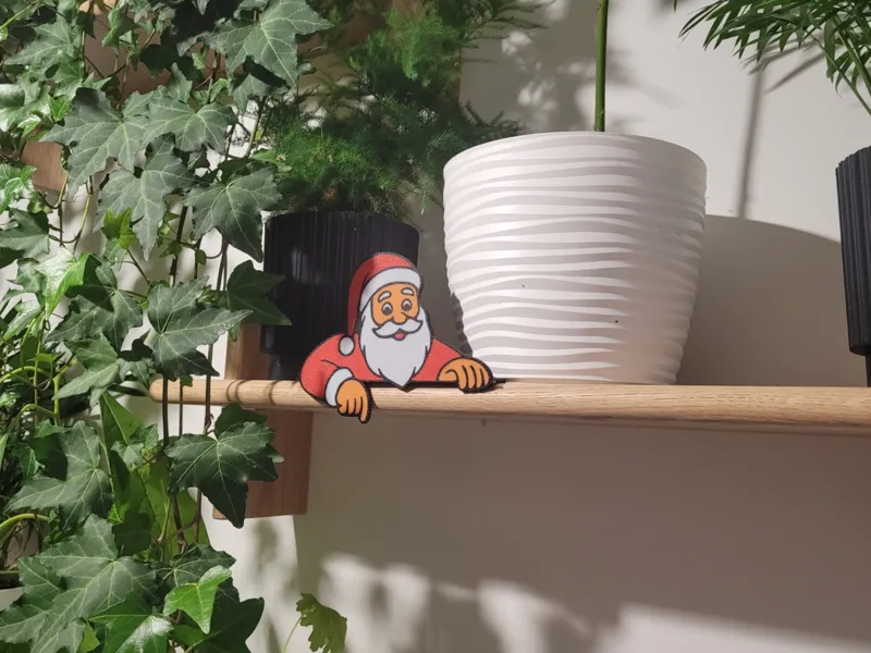 Santa Claus Christmas door corner / shelf decor