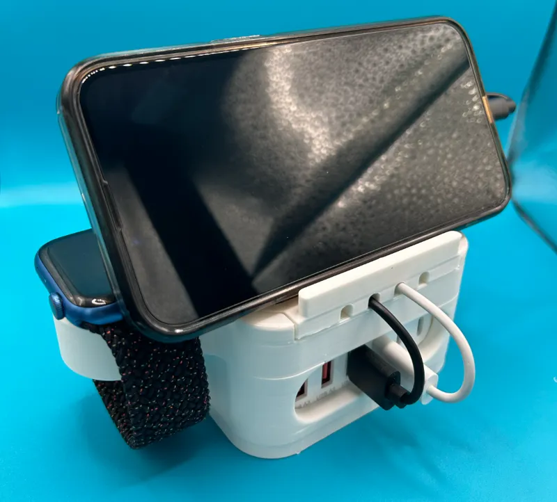 Compact Travel Charging Station