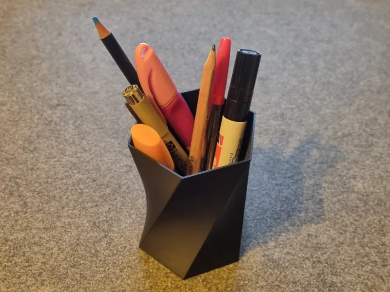 Pen holder