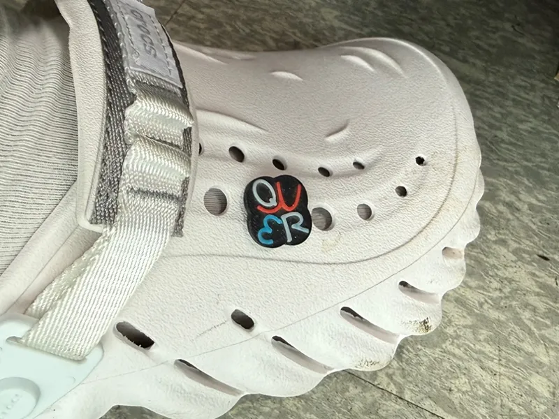 QWER jibbitz