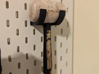 Skadis hammer/mallet holder
