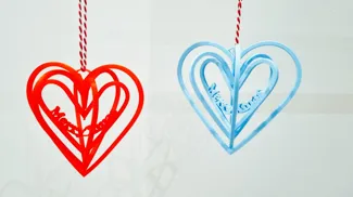 Revolving Heart Merry Xmas