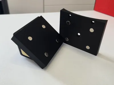 Magnetic Solar Light Holder with Tree Plate