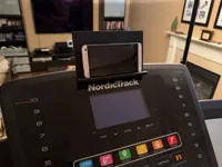 Support téléphone pour tapis de course NordicTrack — photo 2