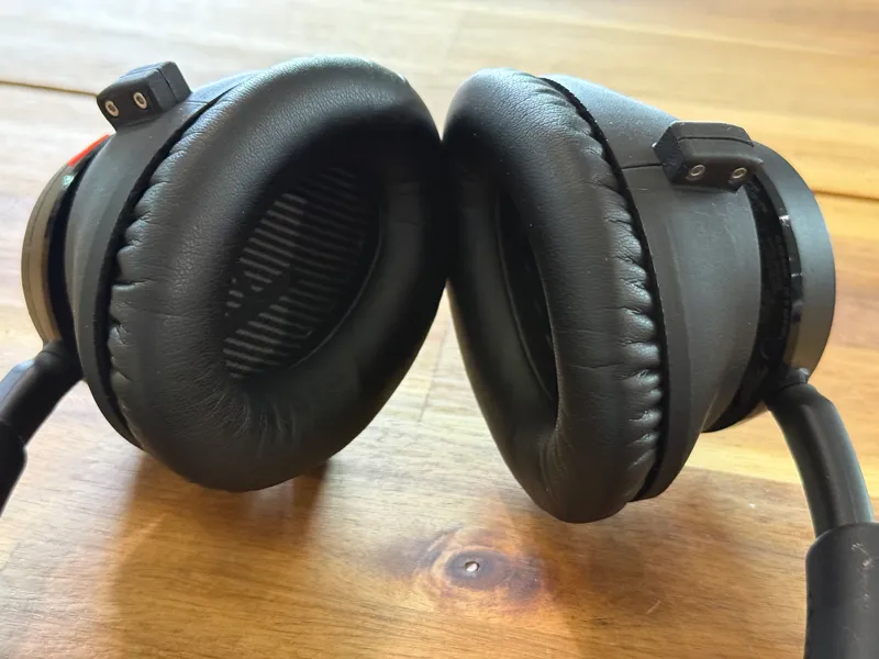 Poly Plantronics Voyager 4220 Over the Ear Adaptor