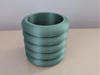 Stackable circle planter