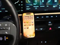 Support téléphone Kia EV9, côté conducteur — photo 3