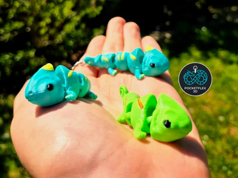 flexi chameleon keychain