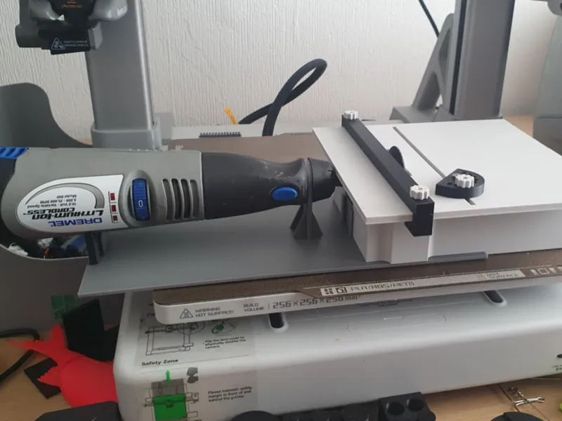 Dremel Midi Table Saw 150 x 150