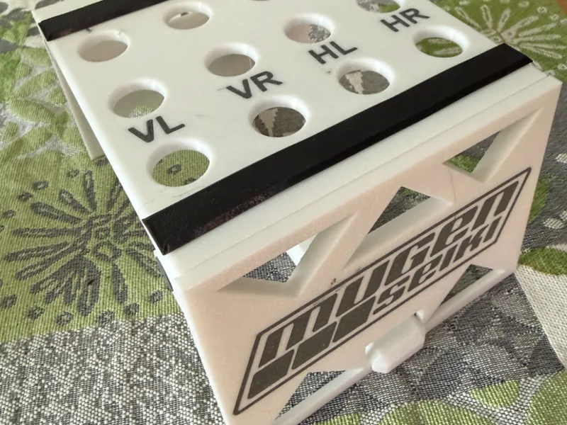 RC Fahrzeug Ständer (klappbar) 1:8 Frahrzeuge
