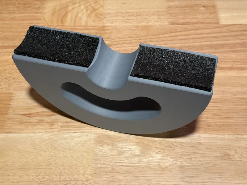Rocking Guitar Neck Rest