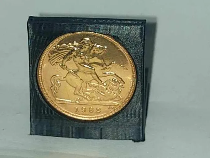 half sovereign coin Holder