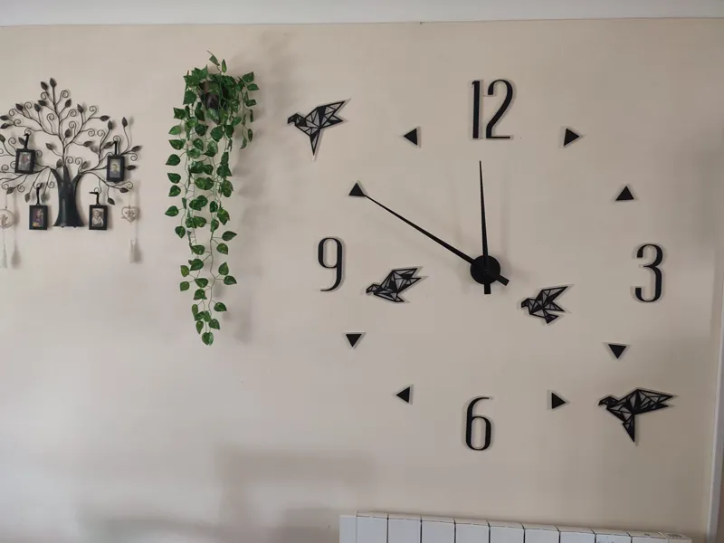 bird line art wall clock