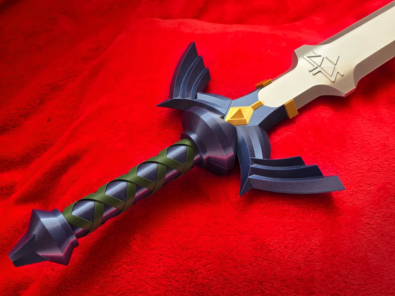 Legend of Zelda Breath of the Wild Master Sword view 4