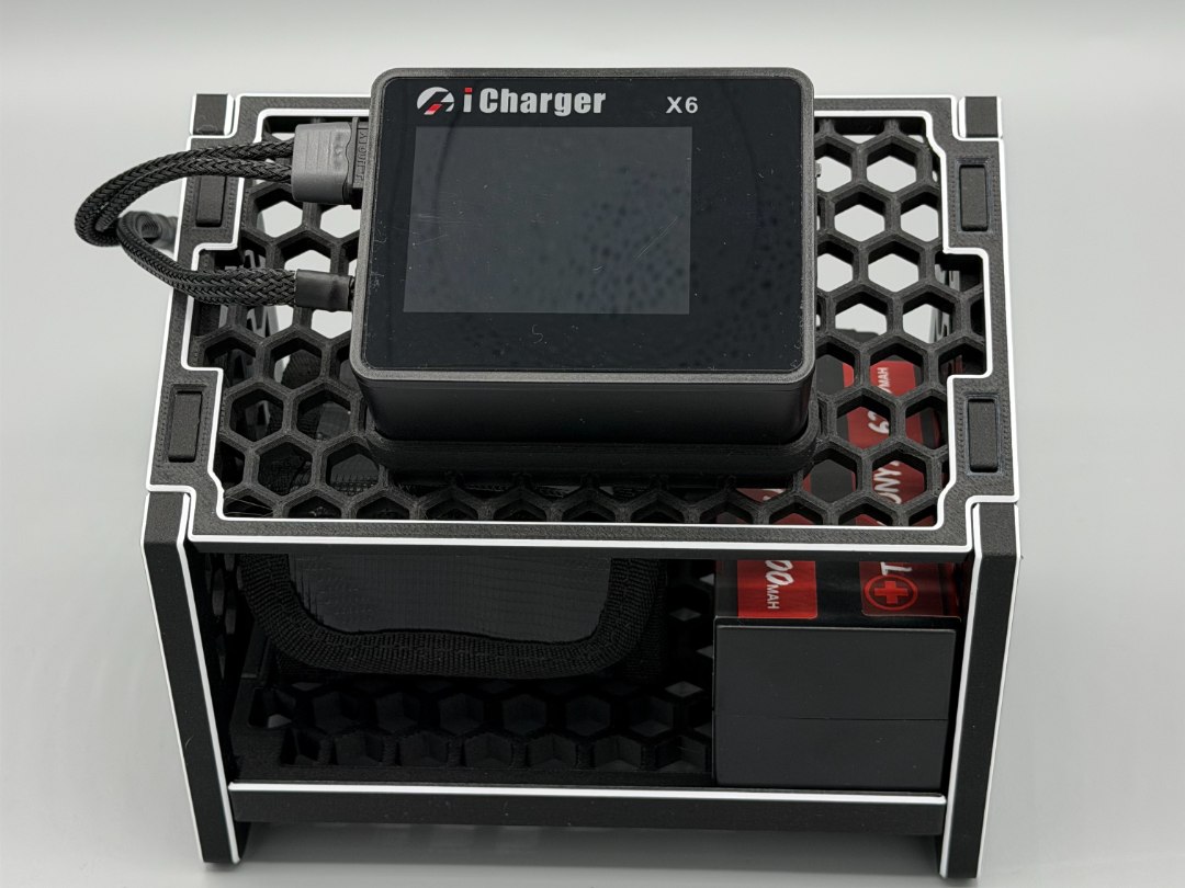 iCharger X6 stand 