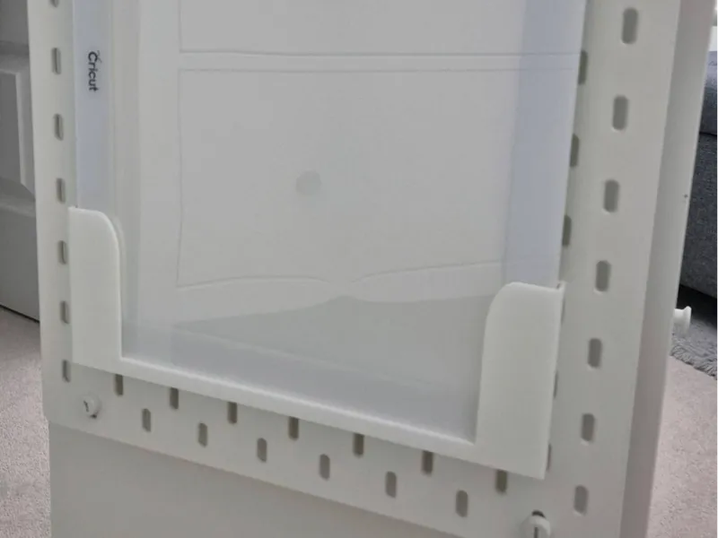 Cricut Bright Pad Mount for Ikea Skadis