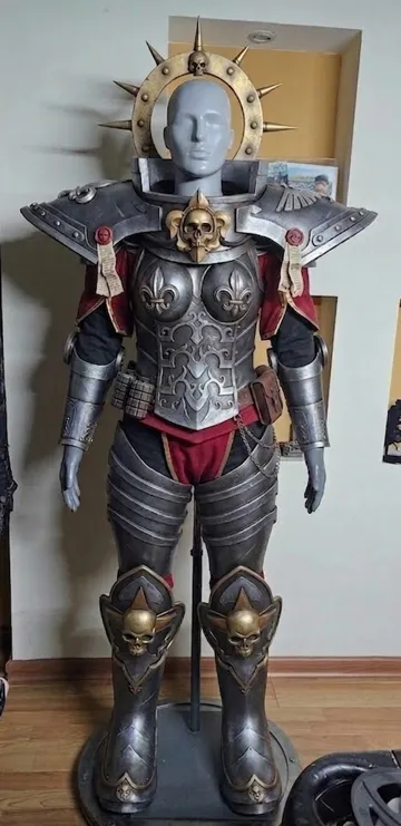 Tapa o cubierta: Battle Sister full armor — vista de referencia 3