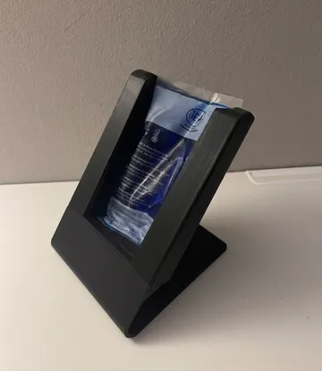 Escenografía en miniatura: Tabletop Wine Cooler with Ice Pack Slot — vista de referencia 3