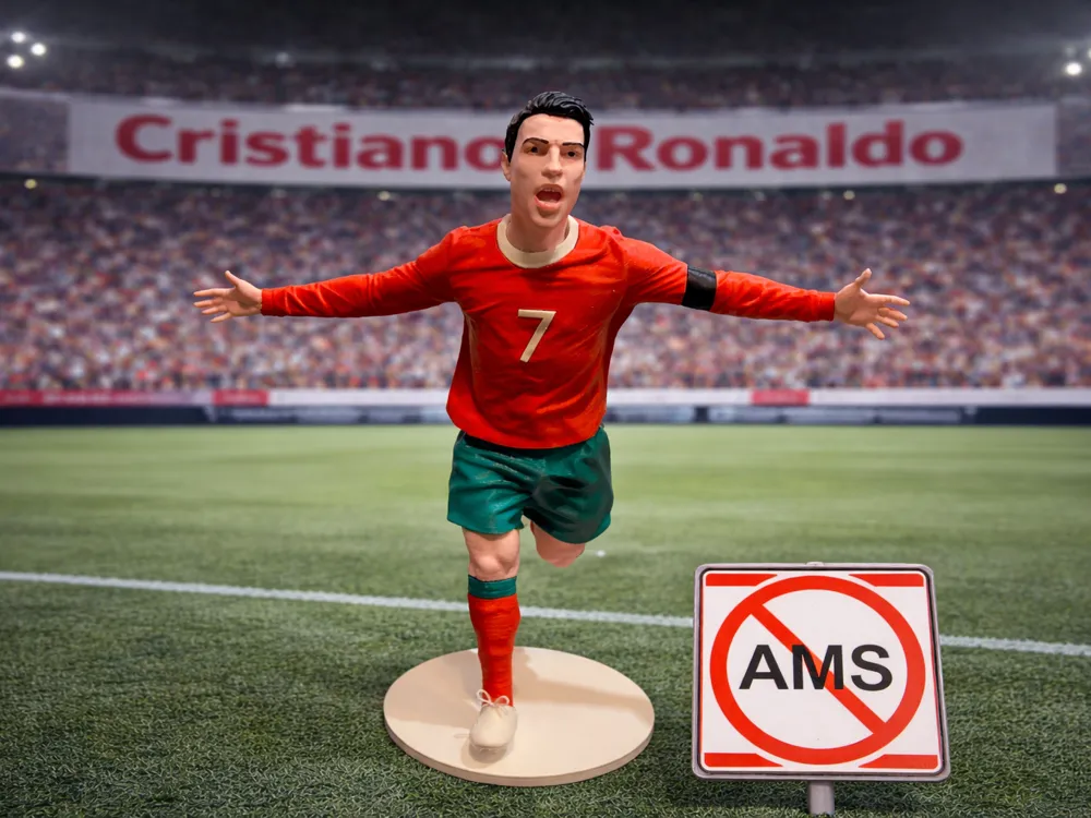 Cristiano Ronaldo without AMS - Free 3D Print Model - MakerWorld