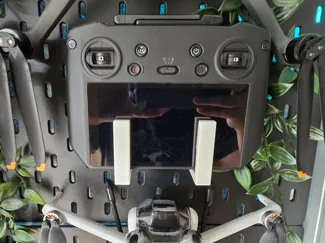 Skadis DJI RC Pro holder