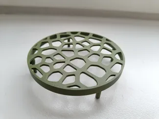 Plant pot riser drainage insert