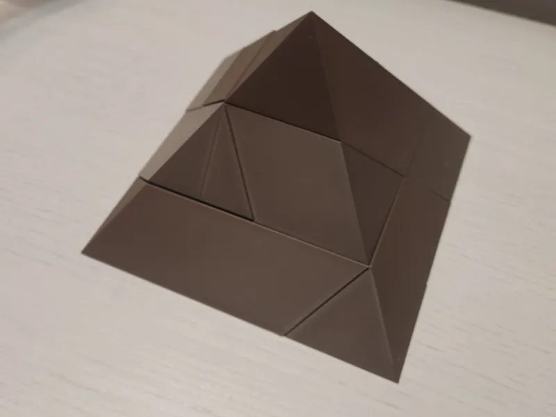 Ten-piece pyramid puzzle