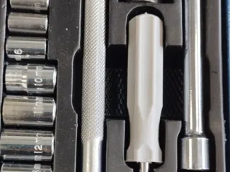 Handle for socket set