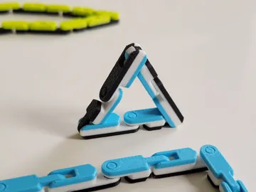 Modelo para impresión 3D: Micro Chain Loop — vista de referencia 4