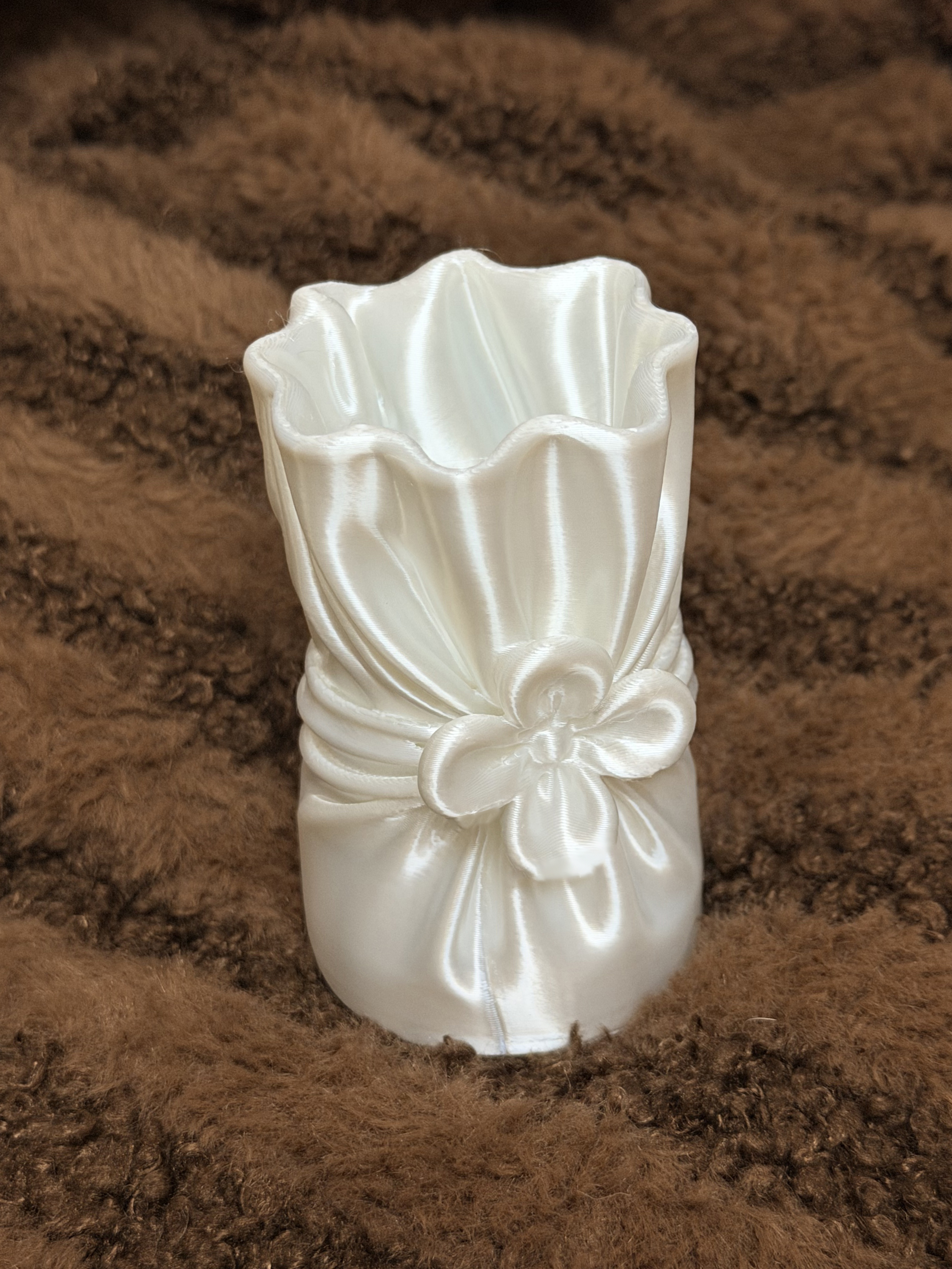 Miniatura 2 do modelo 3D 小花朵化妆刷筒