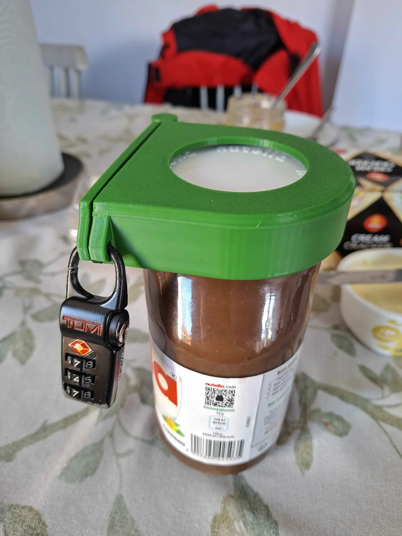Nutella anti-theft device view 3